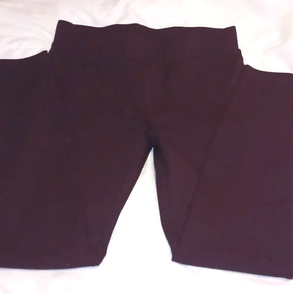 Matty M "Dark Wine" High Rise Slub Leggings with Back Pockets in Size Small - Picture 1 of 5